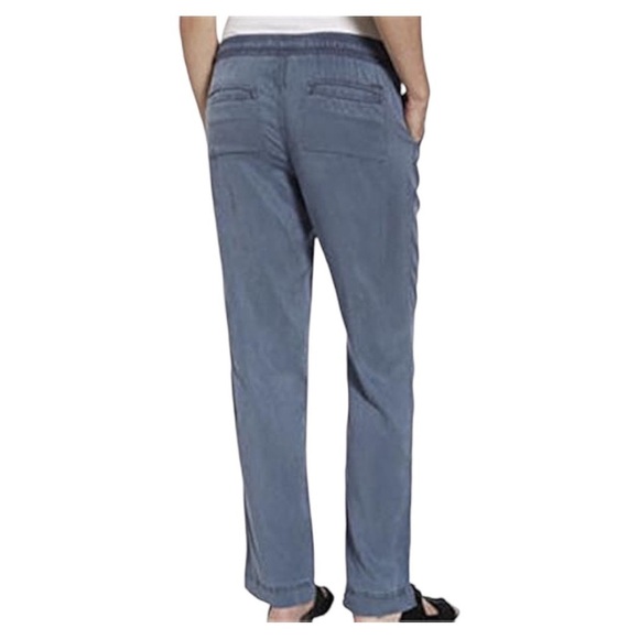 Calvin Klein Jeans Women's Soft Pull-On 100% Lyocell Pant with drawstring waist - Picture 2 of 16